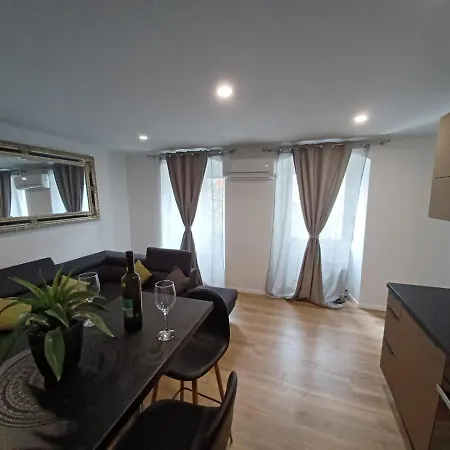 Apartamento In The Centar Of
